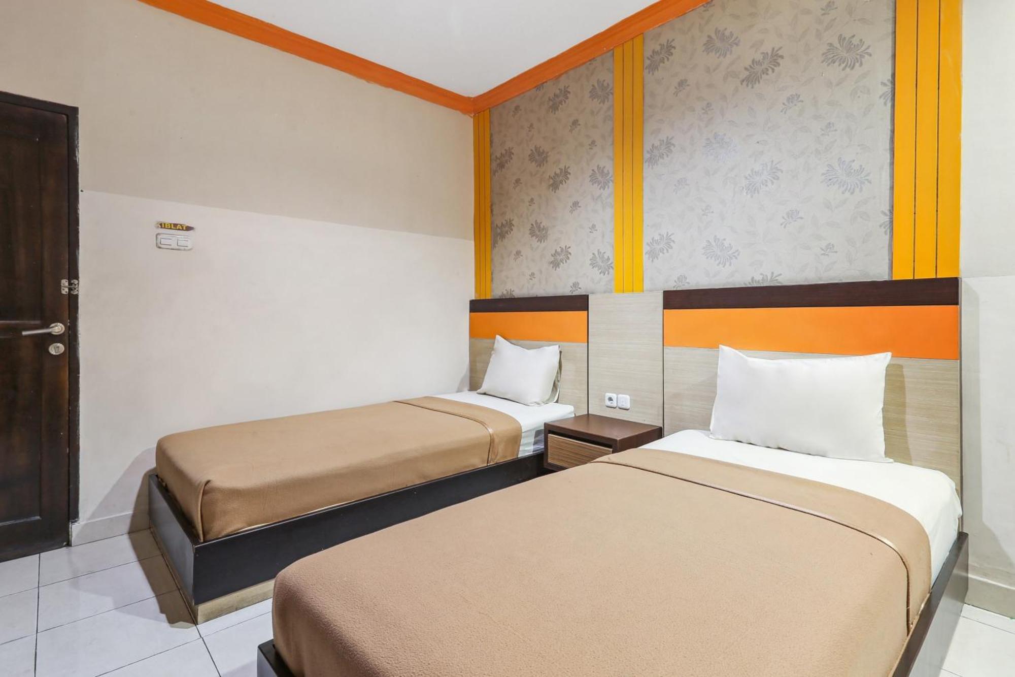 Collection O 93163 Hotel Grand Kartika Pare-Pare Экстерьер фото