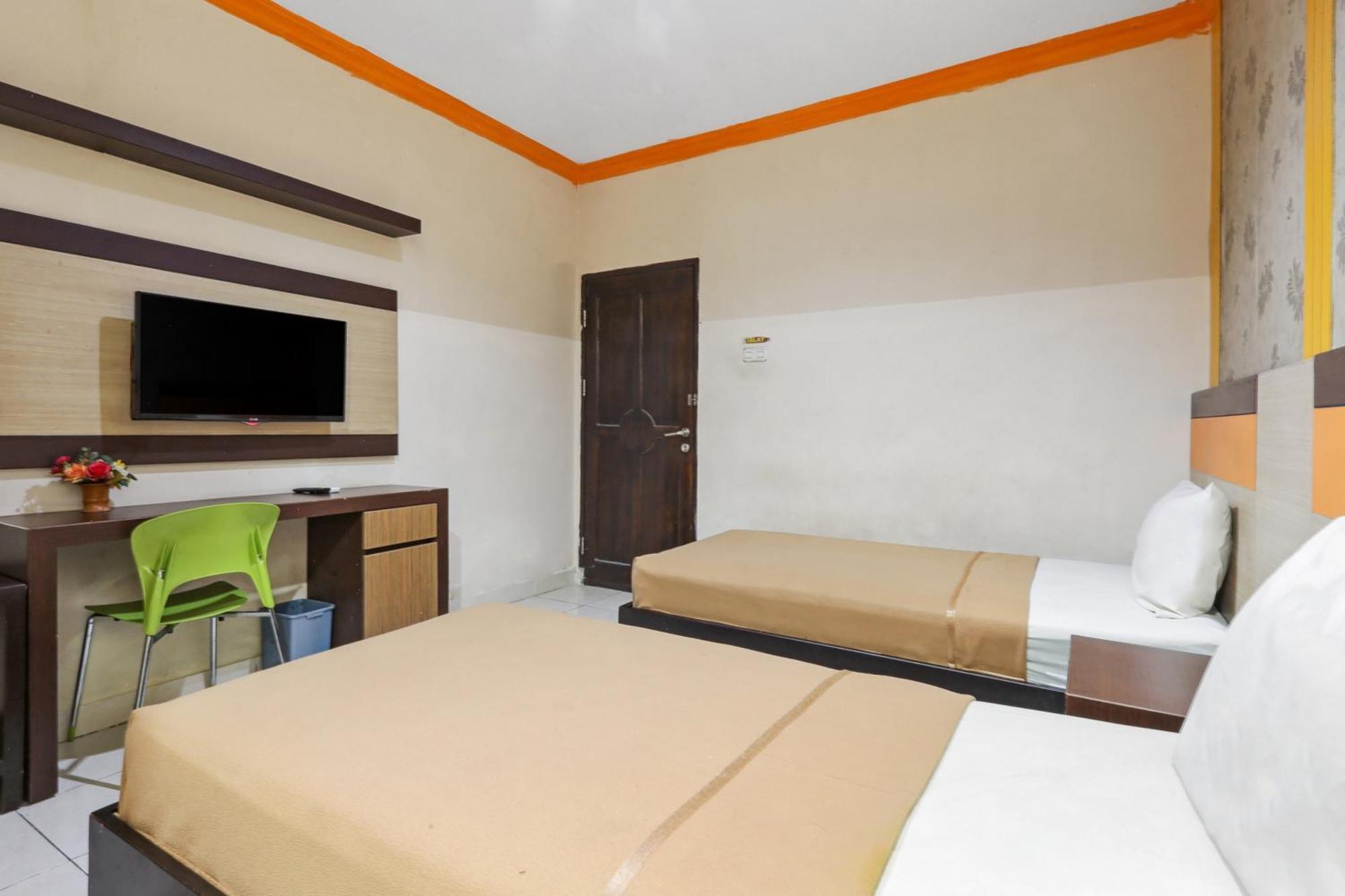 Collection O 93163 Hotel Grand Kartika Pare-Pare Экстерьер фото