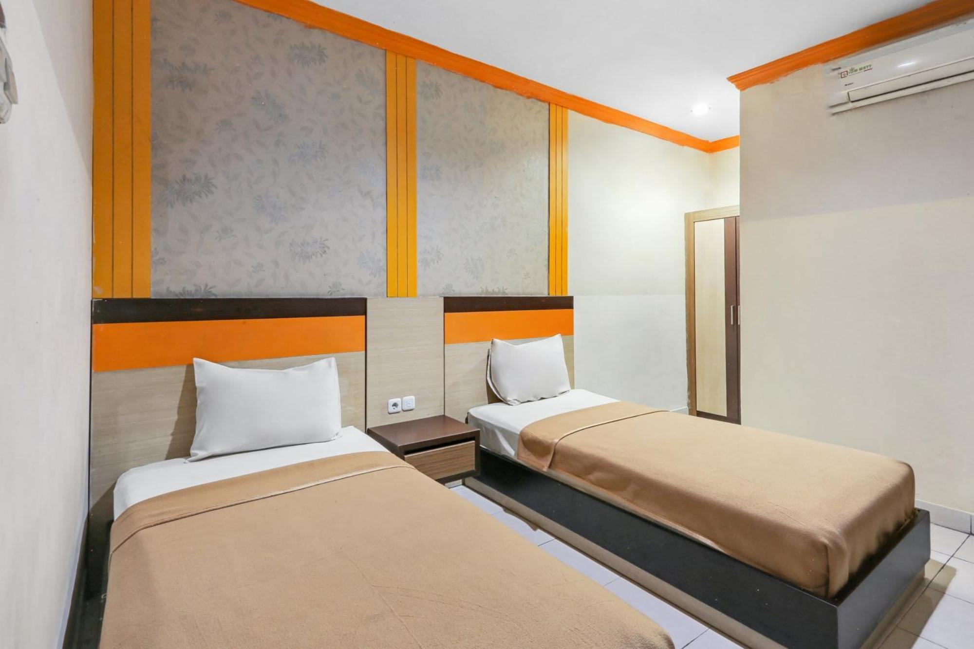 Collection O 93163 Hotel Grand Kartika Pare-Pare Экстерьер фото