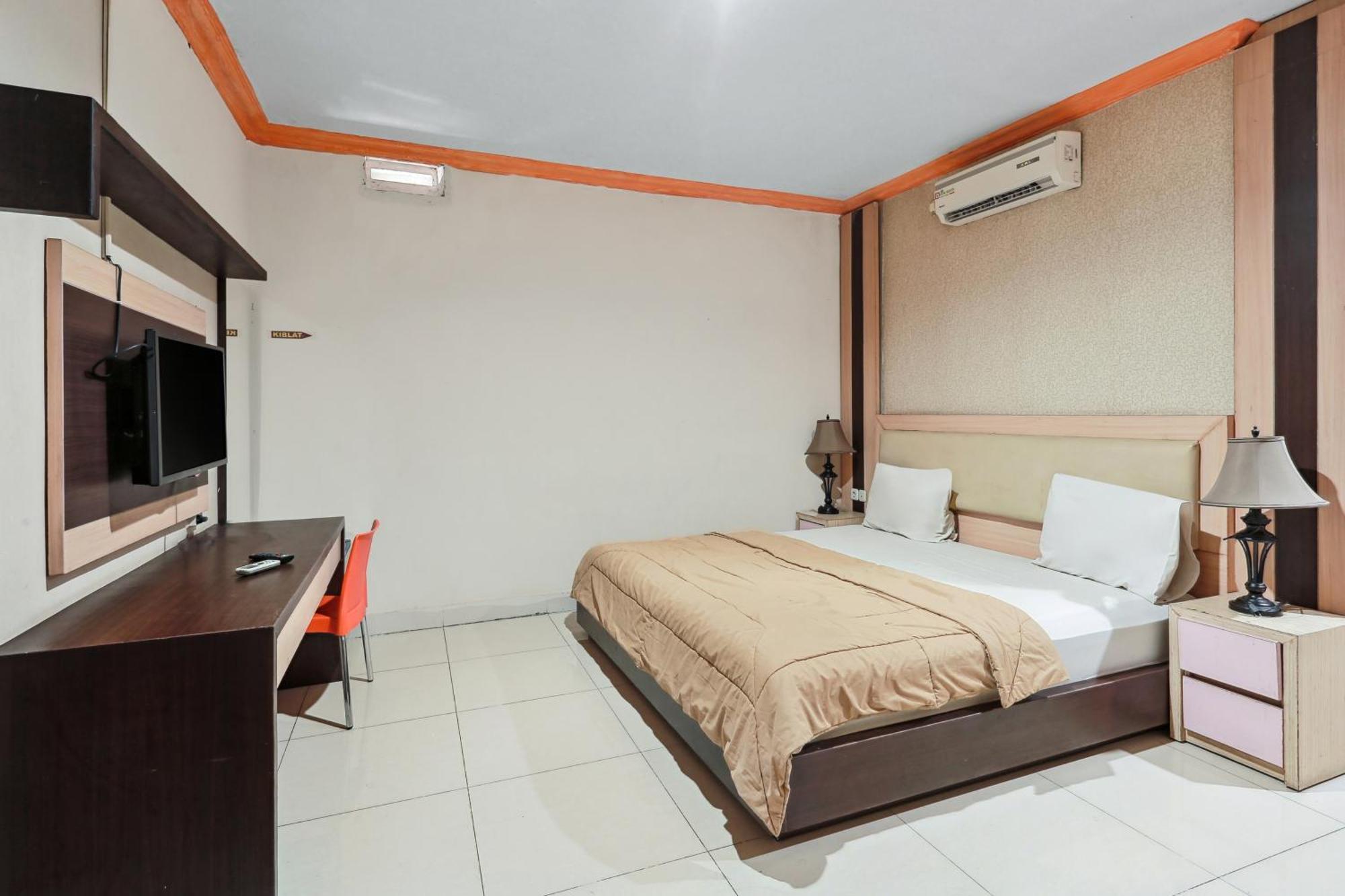 Collection O 93163 Hotel Grand Kartika Pare-Pare Экстерьер фото