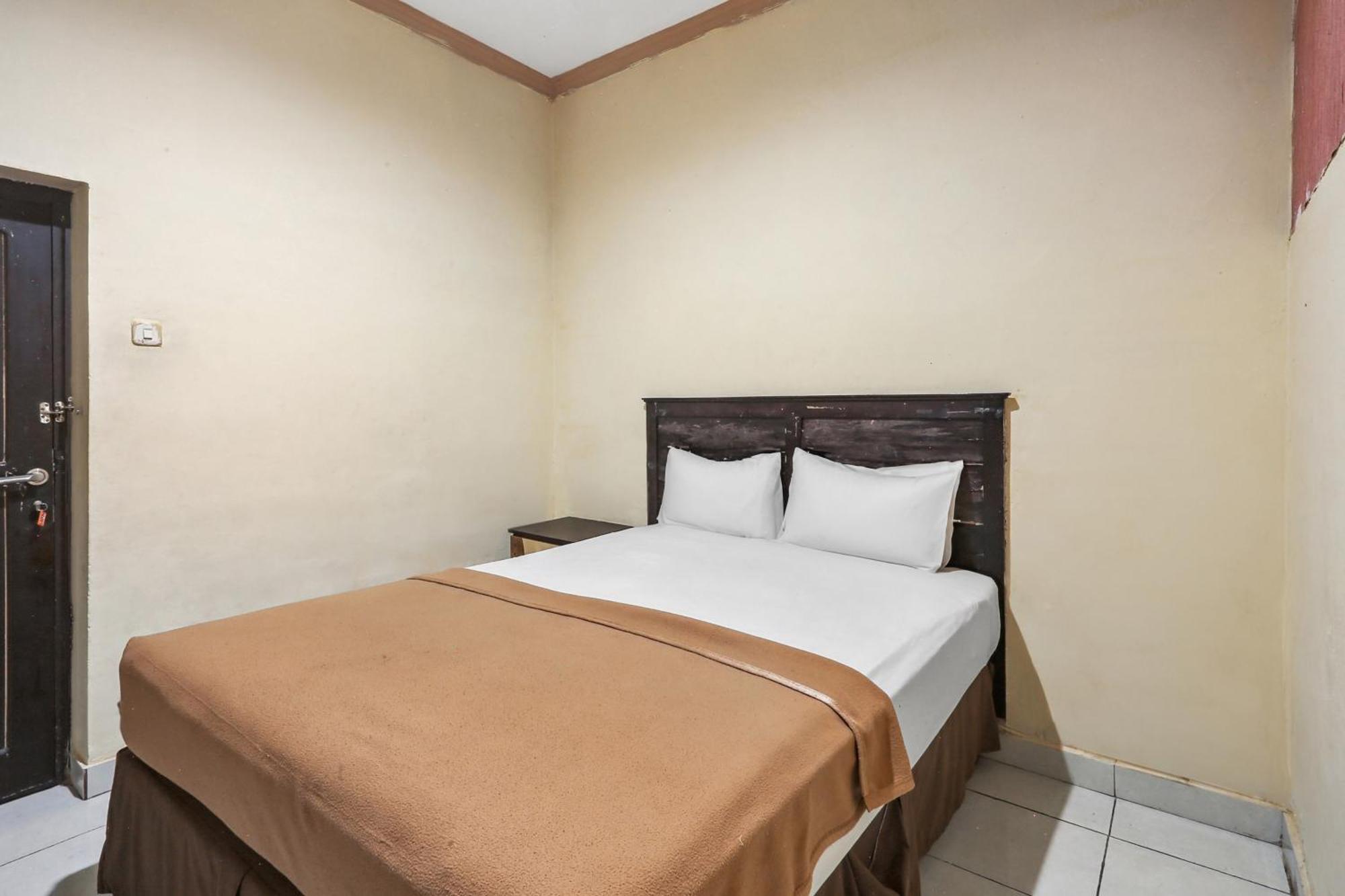 Collection O 93163 Hotel Grand Kartika Pare-Pare Экстерьер фото