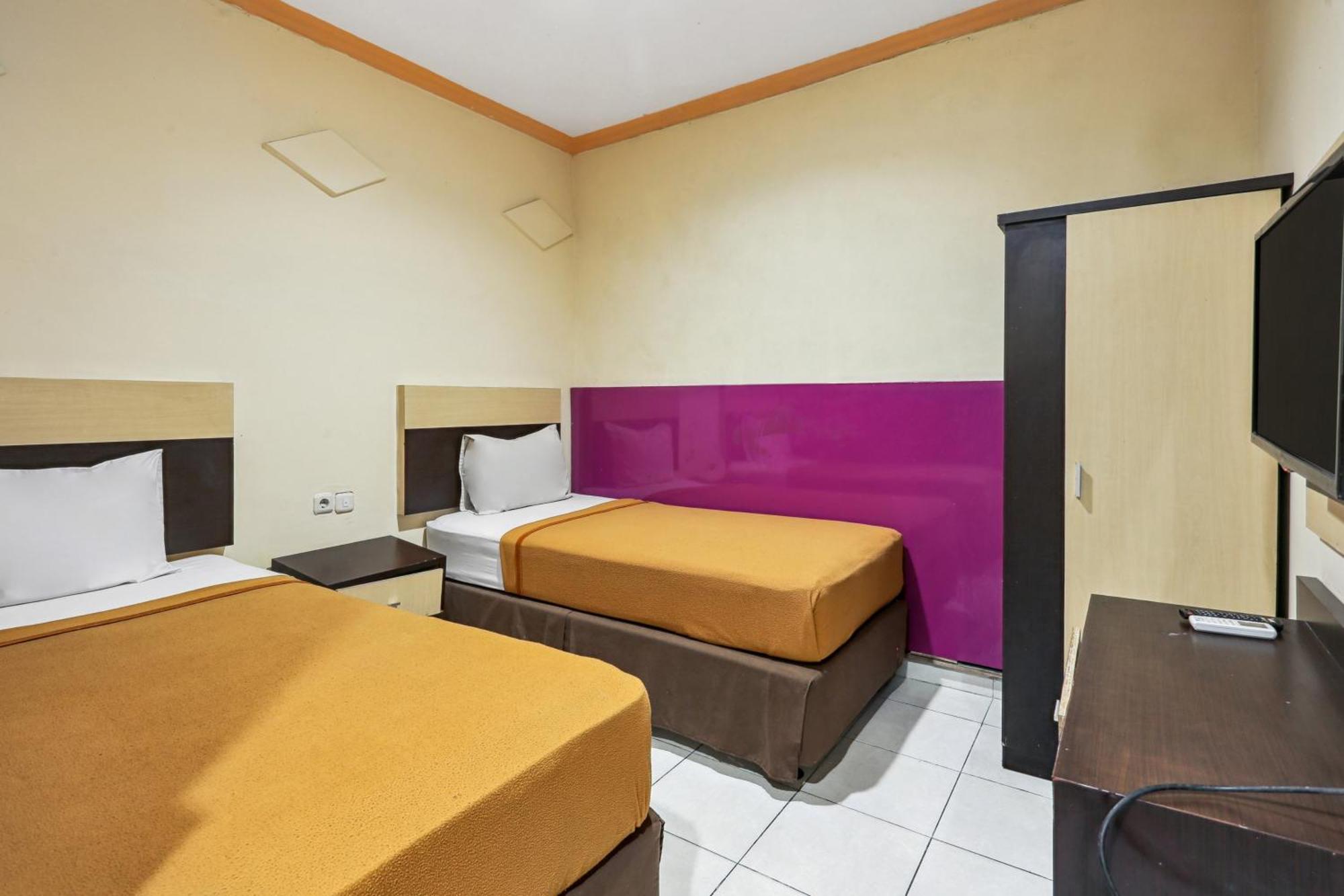 Collection O 93163 Hotel Grand Kartika Pare-Pare Экстерьер фото