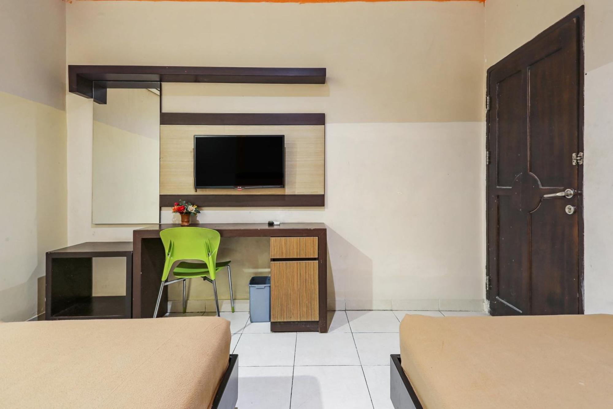 Collection O 93163 Hotel Grand Kartika Pare-Pare Экстерьер фото